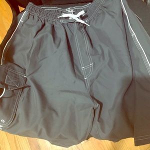 Tyr short brand new